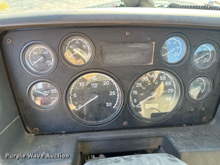 image for item DX1429 2007 Sterling A9500 semi truck