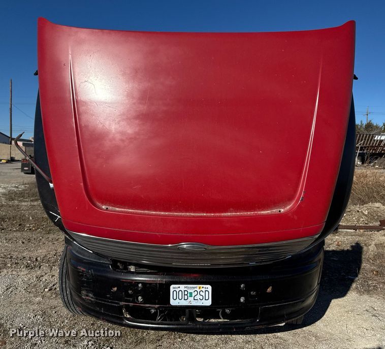 image for item DX1429 2007 Sterling A9500 semi truck