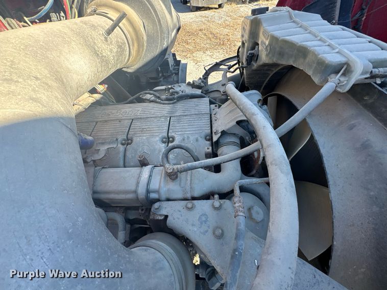 image for item DX1429 2007 Sterling A9500 semi truck