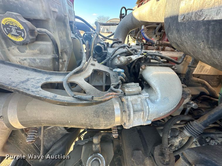 image for item DX1429 2007 Sterling A9500 semi truck