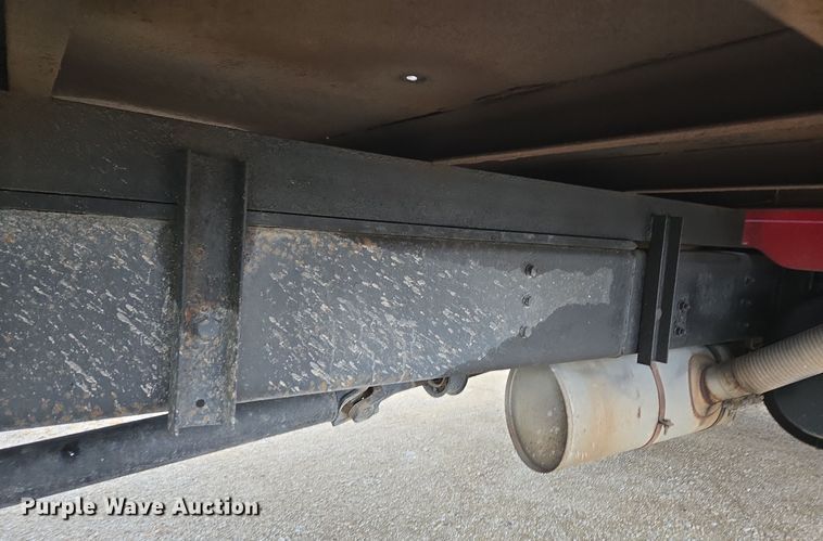 image for item DX1616 2000 International 4900 flatbed truck