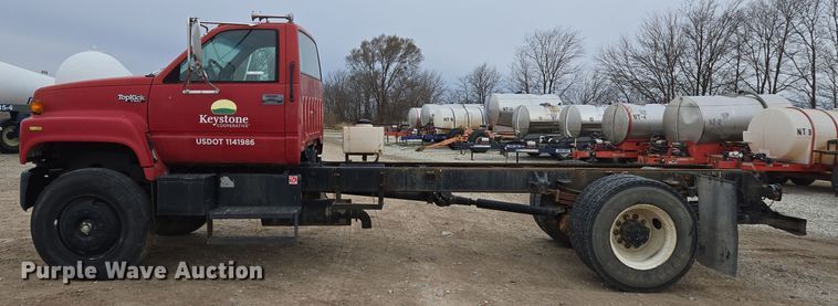 image for item DX1623 1994 GMC Top Kick truck cab and chassis
