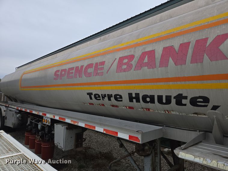 image for item DX1628 1984 Custom Trailers tank trailer