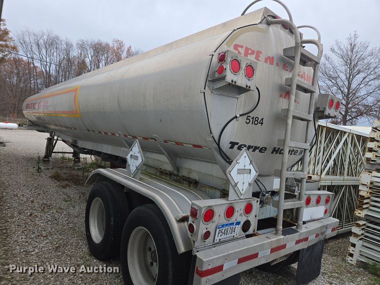 image for item DX1628 1984 Custom Trailers tank trailer