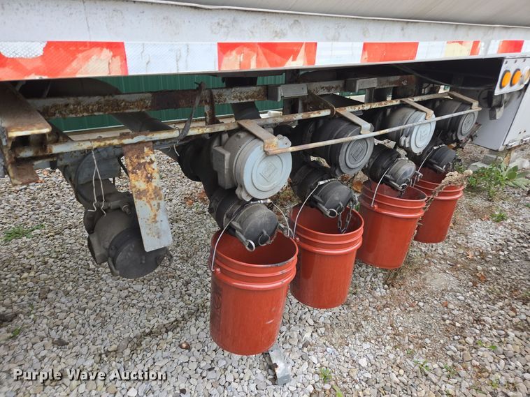 image for item DX1628 1984 Custom Trailers tank trailer