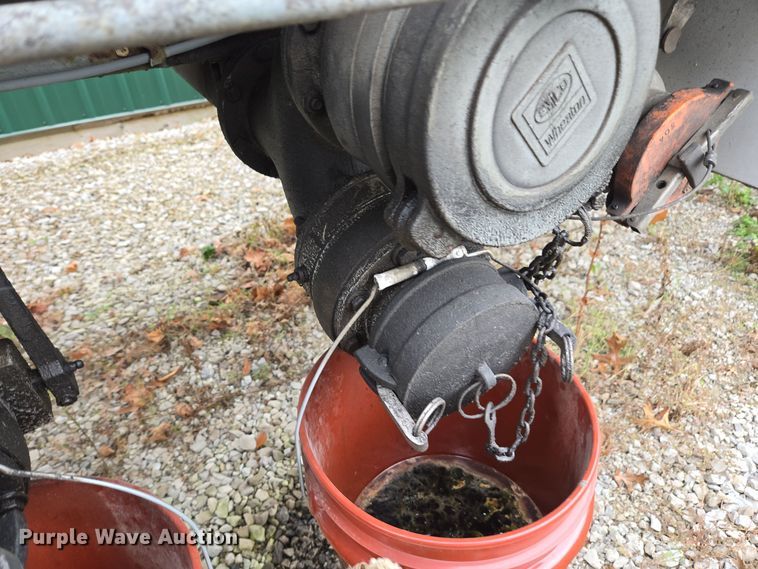 image for item DX1628 1984 Custom Trailers tank trailer