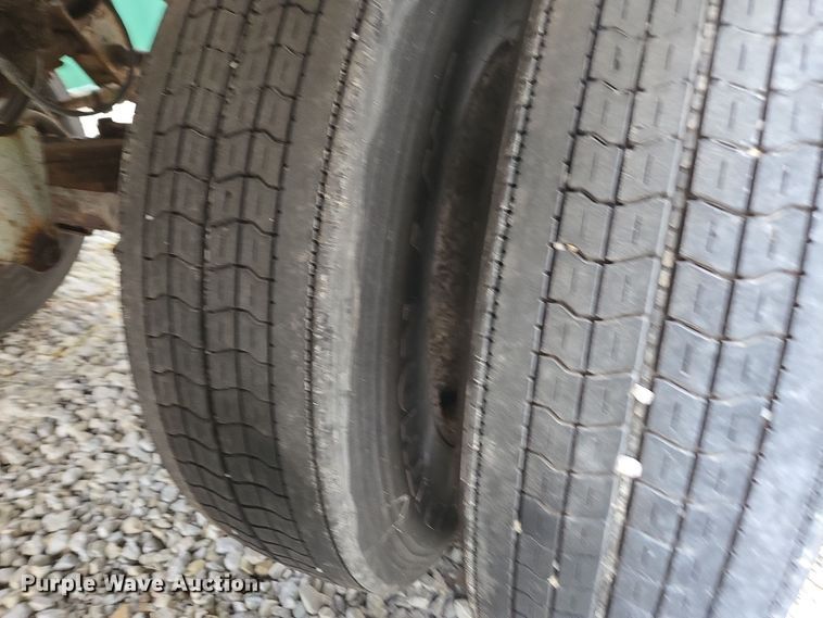 image for item DX1628 1984 Custom Trailers tank trailer