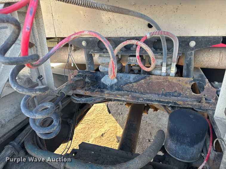 image for item DX3942 1998 Western Star 4964F semi truck