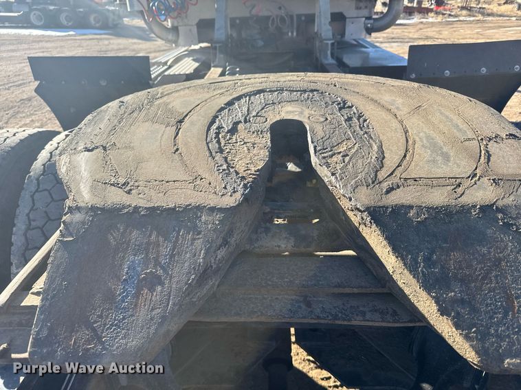 image for item DX3942 1998 Western Star 4964F semi truck