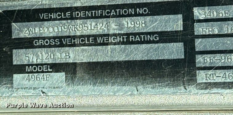 image for item DX3942 1998 Western Star 4964F semi truck