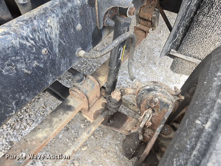 image for item EE7950 1992 Mack CH613 semi truck