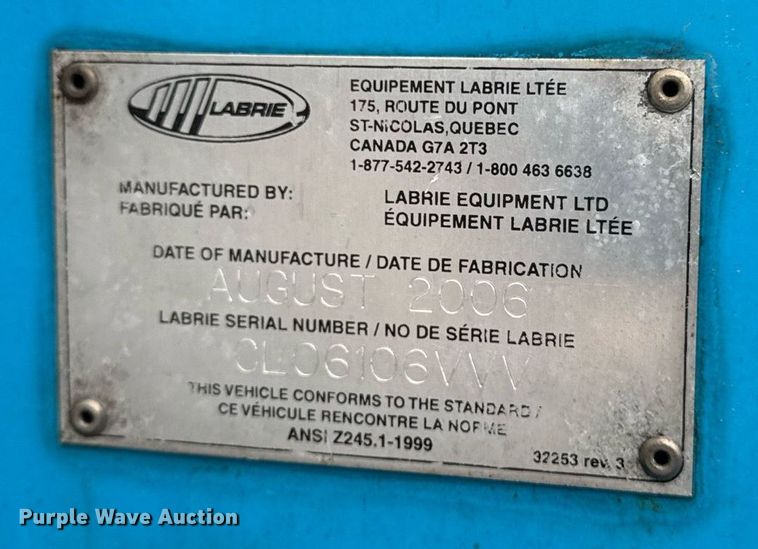 image for item EG7113 2006 Freighltiner Business Class M2 refuse truck