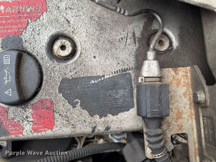 image for item EG7114 2006 Freightliner Business Class M2 refuse truck