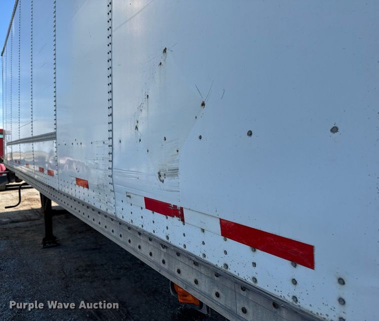 image for item EG7150 2001 Wabash dry van trailer