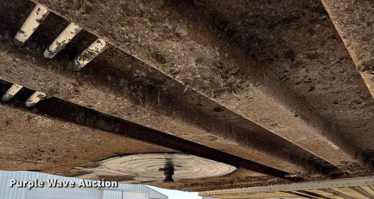 image for item EG7150 2001 Wabash dry van trailer