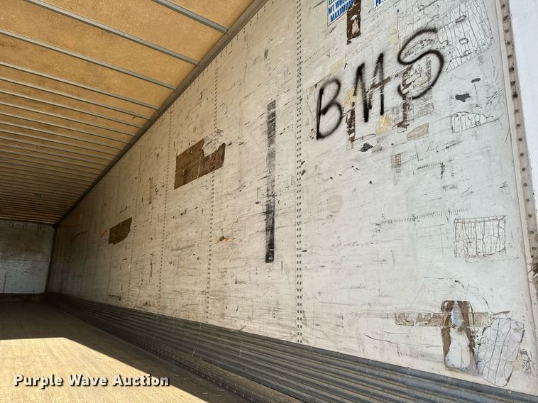 image for item EG7150 2001 Wabash dry van trailer