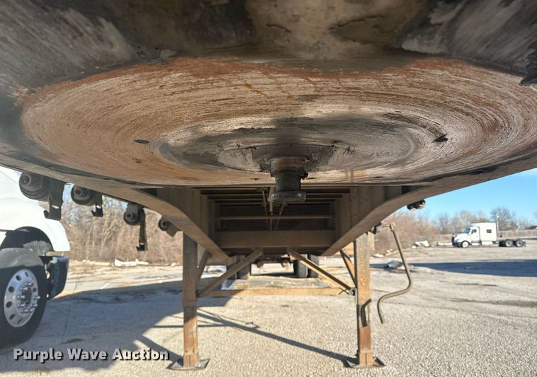 image for item EG7982 1999 Fontaine Trailer Co EFTW-5-8046SLWK flatbed trailer