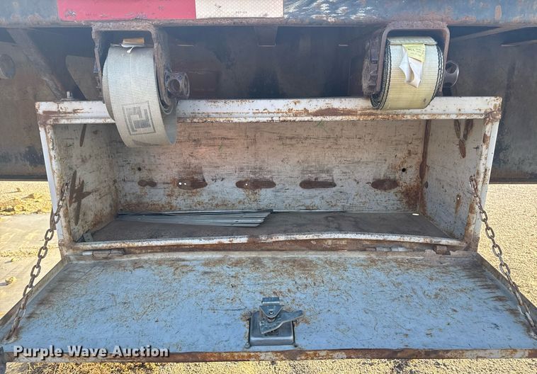 image for item EG7982 1999 Fontaine Trailer Co EFTW-5-8046SLWK flatbed trailer