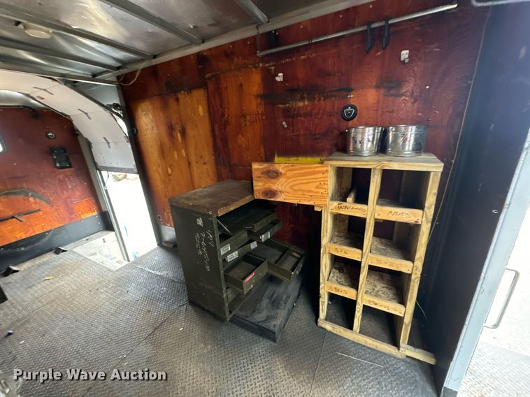 image for item EH7170 2003 International 4400 box truck