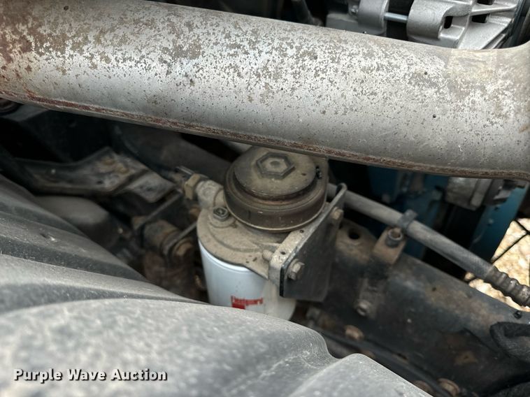 image for item EH7170 2003 International 4400 box truck