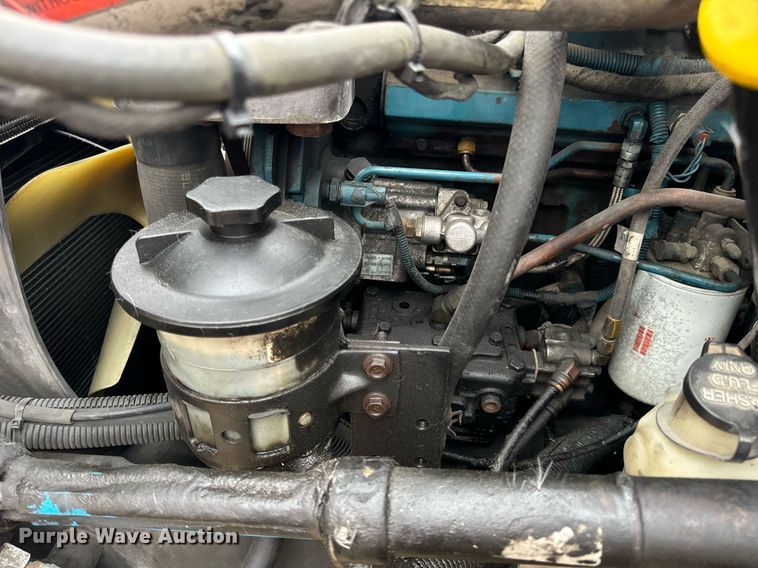 image for item EH7170 2003 International 4400 box truck