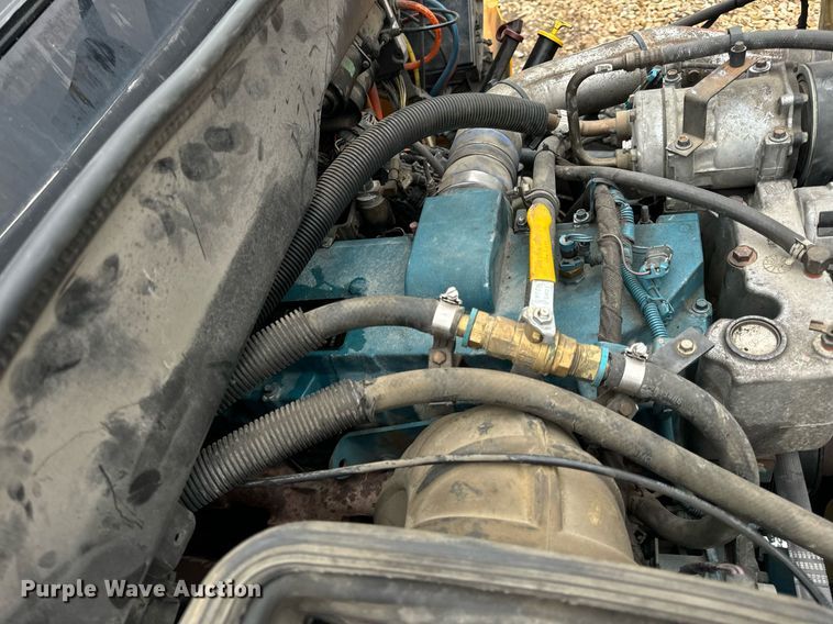 image for item EH7170 2003 International 4400 box truck