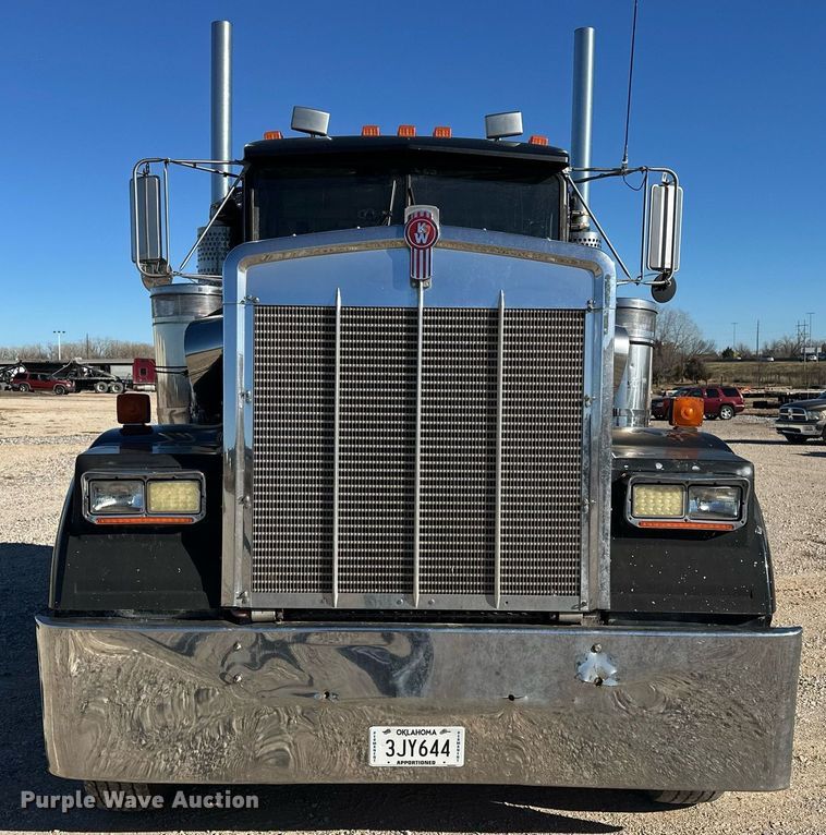 image for item EJ5322 1991 Kenworth W900 semi truck