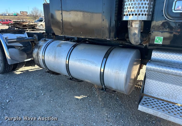 image for item EJ5322 1991 Kenworth W900 semi truck