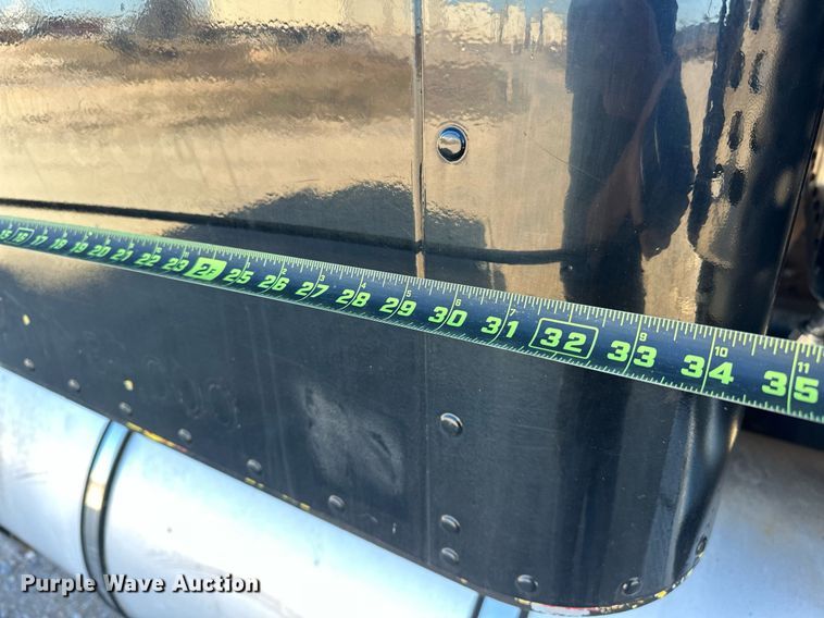 image for item EJ5322 1991 Kenworth W900 semi truck