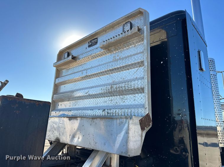 image for item EJ5322 1991 Kenworth W900 semi truck