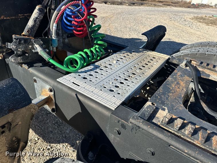 image for item EJ5322 1991 Kenworth W900 semi truck