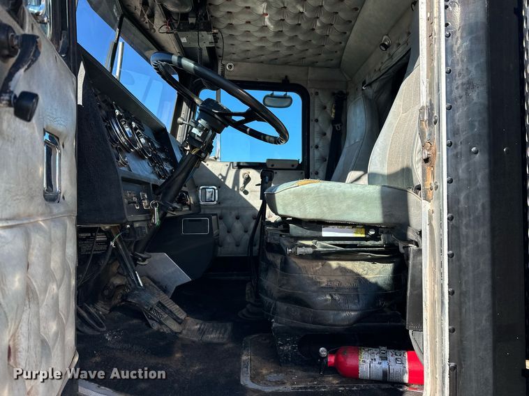 image for item EJ5322 1991 Kenworth W900 semi truck