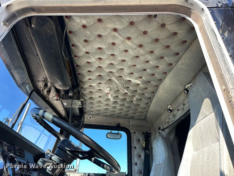 image for item EJ5322 1991 Kenworth W900 semi truck