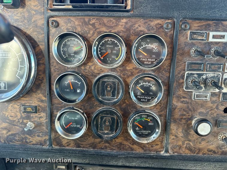 image for item EJ5322 1991 Kenworth W900 semi truck