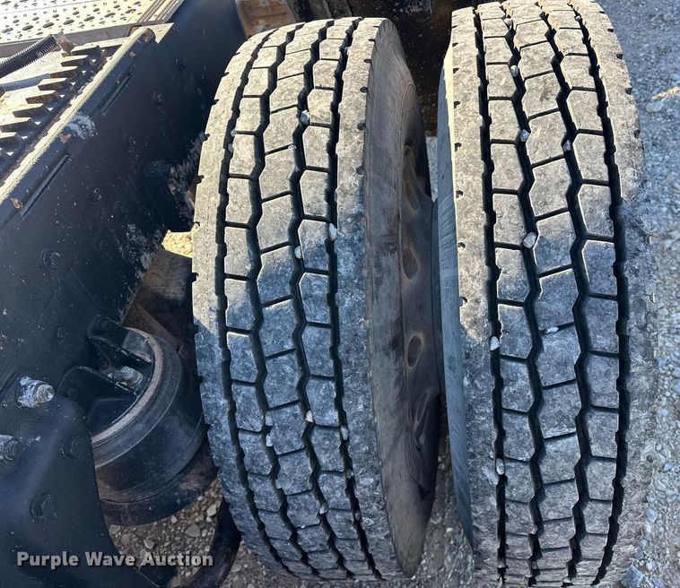 image for item EJ5322 1991 Kenworth W900 semi truck