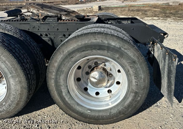 image for item EJ5322 1991 Kenworth W900 semi truck