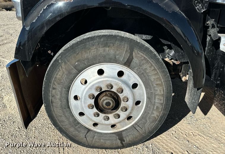 image for item EJ5322 1991 Kenworth W900 semi truck