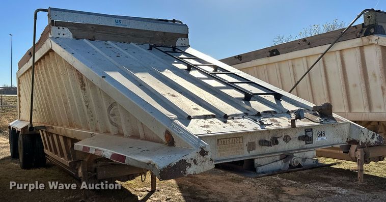 image for item EJ5323 2008 Construction Trailer Specialist BDT-40 bottom dump trailer