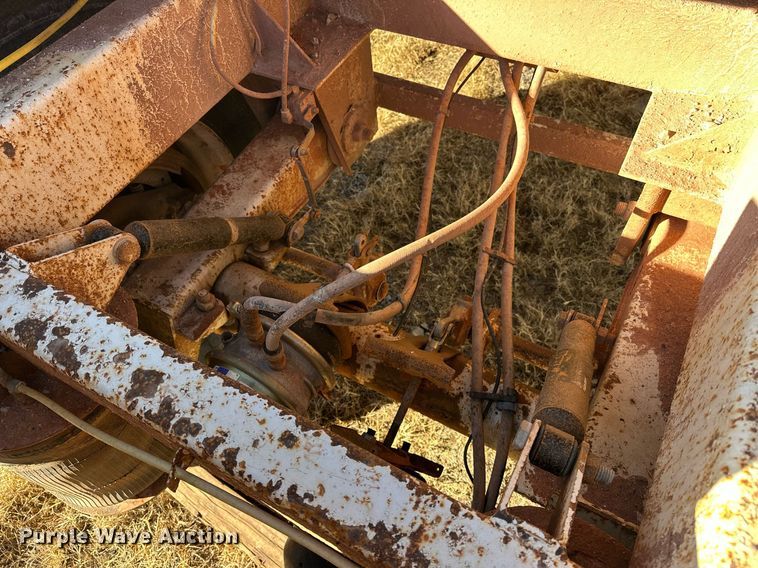 image for item EJ5323 2008 Construction Trailer Specialist BDT-40 bottom dump trailer