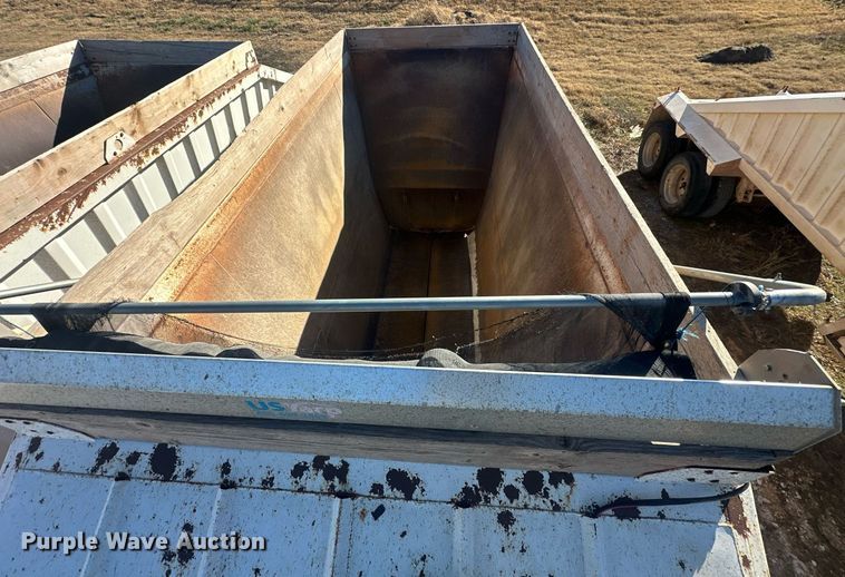 image for item EJ5323 2008 Construction Trailer Specialist BDT-40 bottom dump trailer