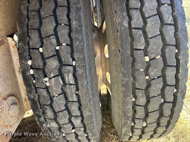 image for item EJ5323 2008 Construction Trailer Specialist BDT-40 bottom dump trailer