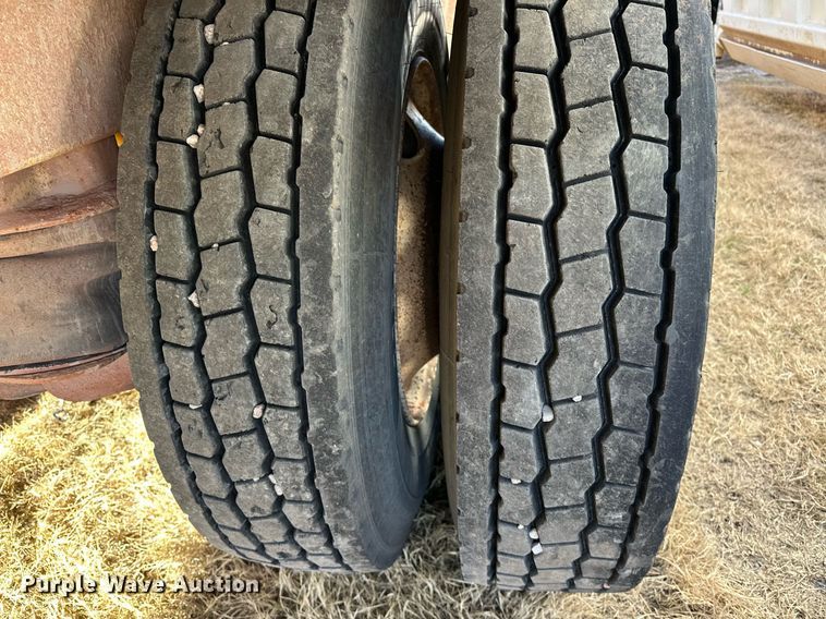 image for item EJ5323 2008 Construction Trailer Specialist BDT-40 bottom dump trailer