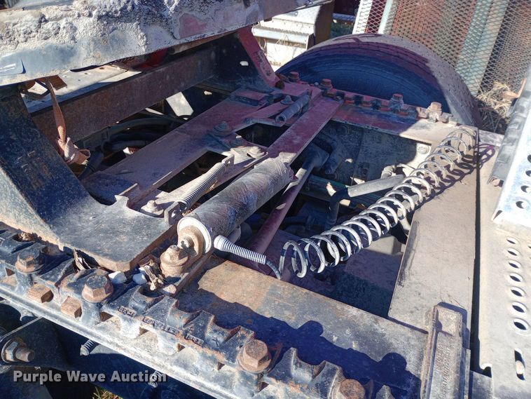 image for item EN8664 2011 International  Prostar Premium 6x4 semi truck