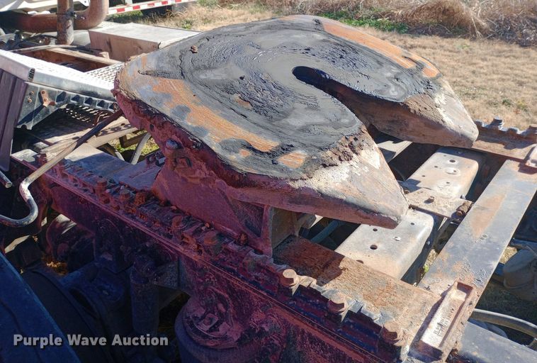 image for item EN8664 2011 International  Prostar Premium 6x4 semi truck