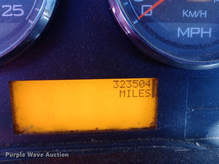 image for item EN8664 2011 International  Prostar Premium 6x4 semi truck