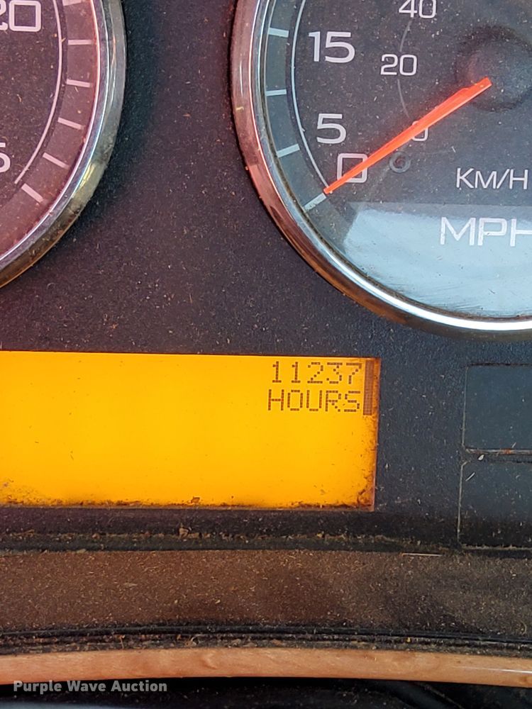 image for item EN8664 2011 International  Prostar Premium 6x4 semi truck