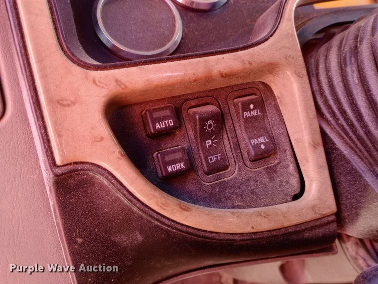 image for item EN8664 2011 International  Prostar Premium 6x4 semi truck