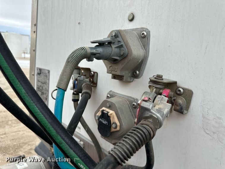 image for item ER8579 2012 Wilkens walking floor trailer