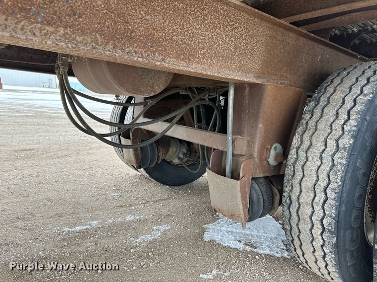 image for item ER8579 2012 Wilkens walking floor trailer