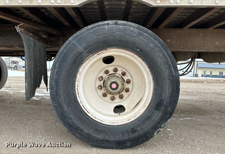 image for item ER8579 2012 Wilkens walking floor trailer